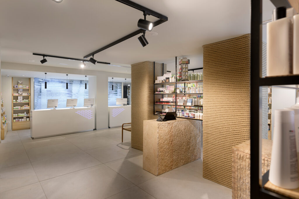 Farmacia Atarazana.