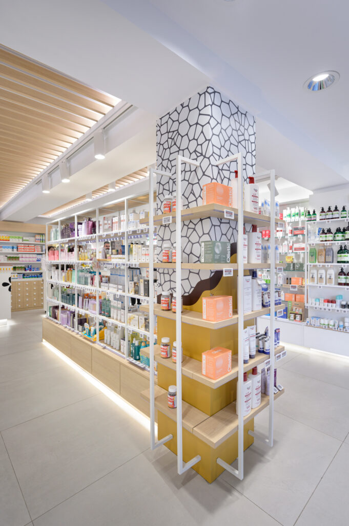 Acabados en farmacias.
