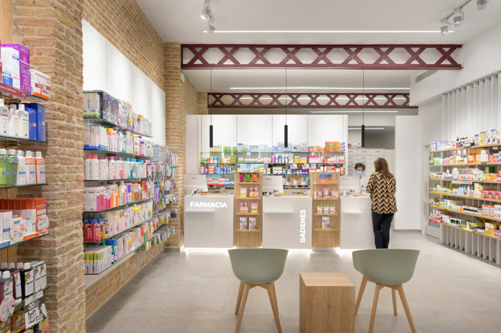 Farmacia Badenes.