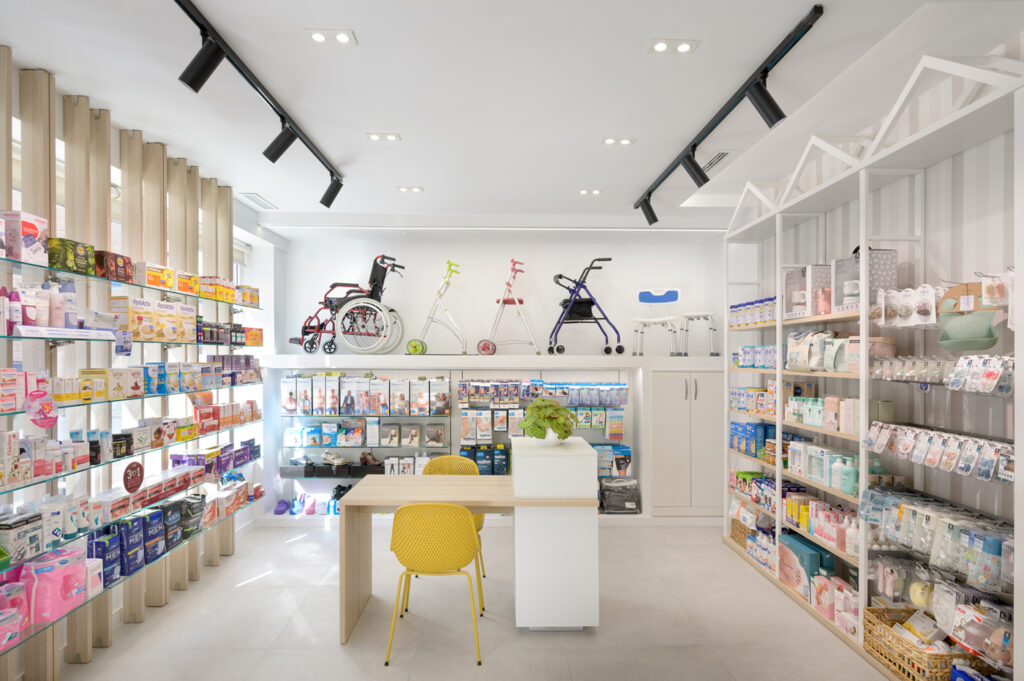 Farmacia La Plaza.